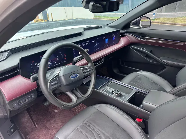 Ford Mondeo — Фото автомобиля 9