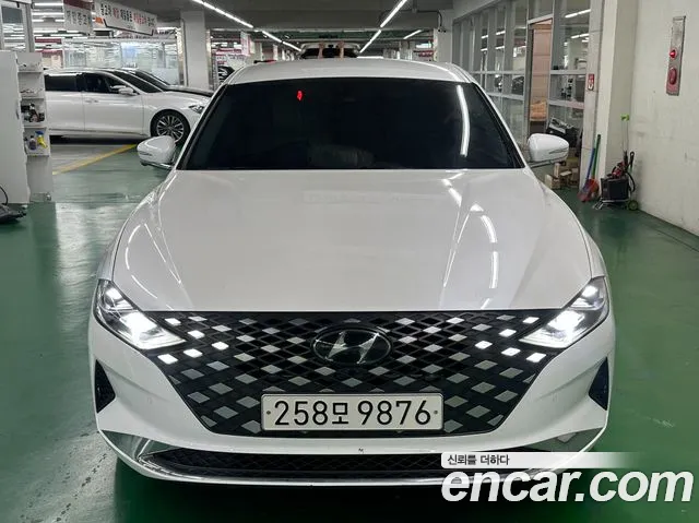 Hyundai Grandeur Grandeur (New) — Фото автомобиля 8