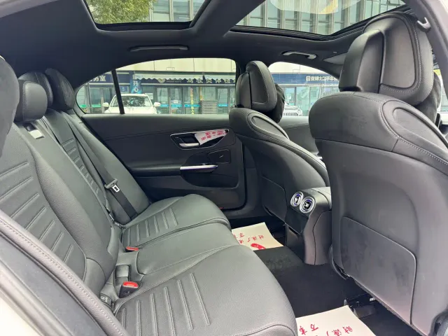 Mercedes-Benz C-Class — Фото автомобиля 12