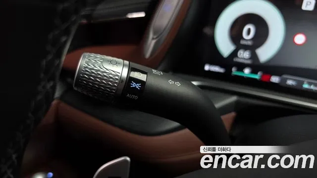 Genesis G90 Бензин 3.5 турбо AWD — Фото автомобиля 23