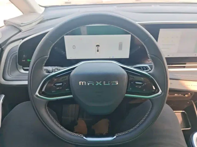 Maxus G90 — Фото автомобиля 10