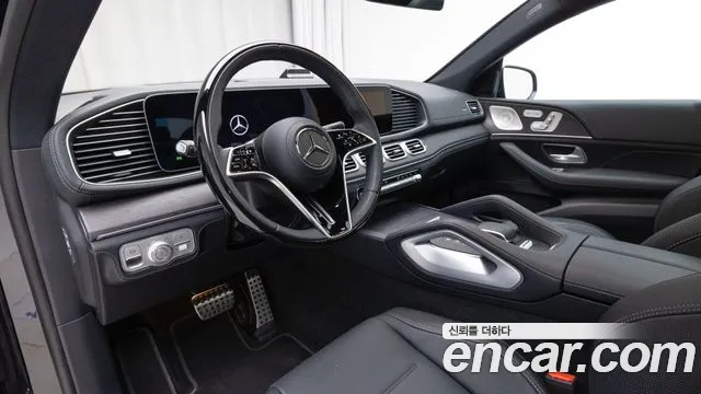 Mercedes-Benz GLE-Class — Фото автомобиля 13