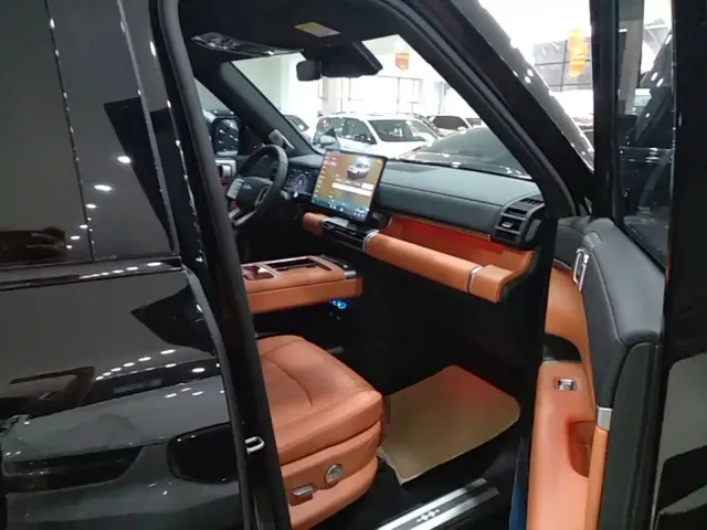 BYD FangChengBao Titanium 7 — Фото автомобиля 24