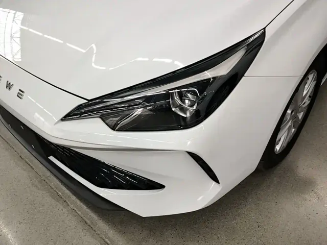 Roewe i5 — Фото автомобиля 23