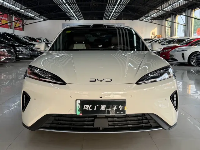 BYD Seal 07 DM-i — Фото автомобиля 2