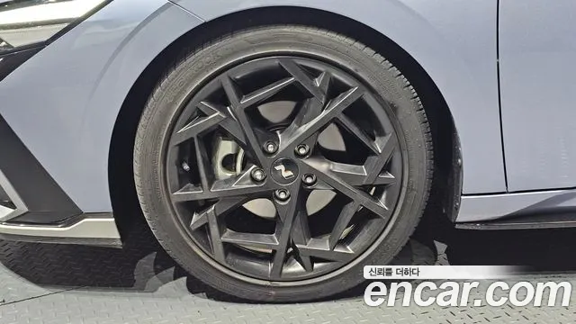 Hyundai Avante CN7 — Фото автомобиля 5