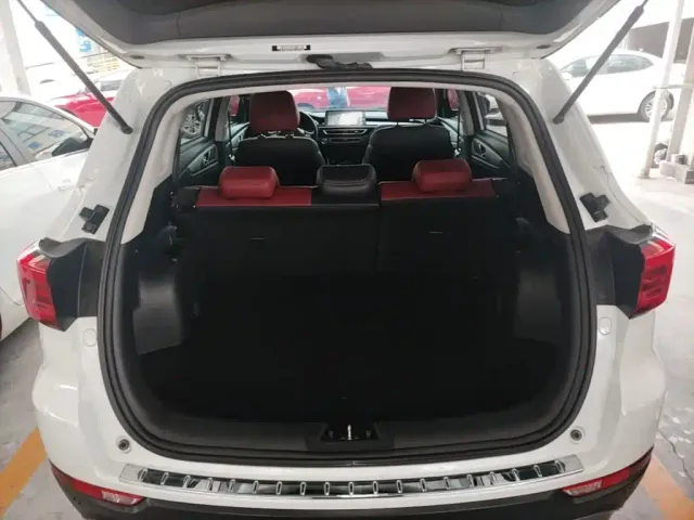 Changan CS75 — Фото автомобиля 18