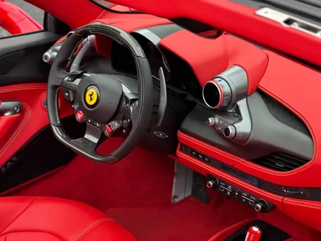 Ferrari F8 — Фото автомобиля 4