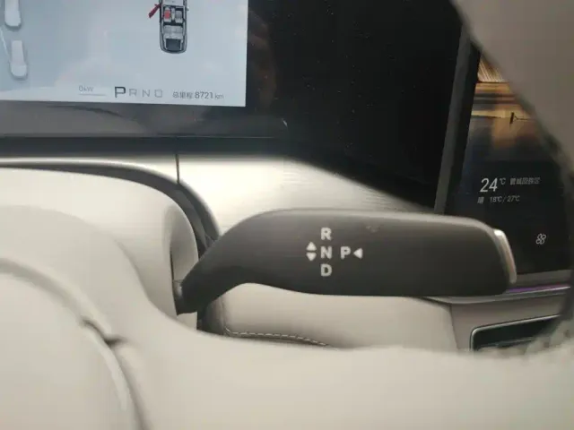 BYD Song Ultra — Фото автомобиля 16
