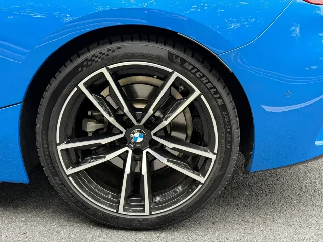 BMW Z4 — Фото автомобиля 11