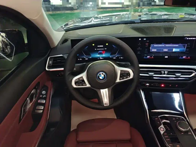 BMW i3 — Фото автомобиля 10