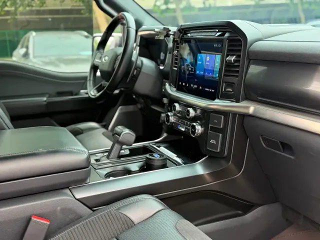Ford F-150 Raptor — Фото автомобиля 13