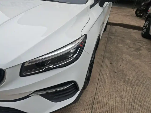 Geely Emgrand S — Фото автомобиля 23