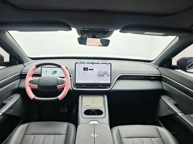 Dongfeng eπ 008 — Фото автомобиля 4