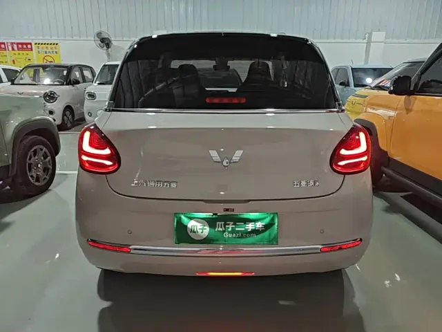 Wuling Bingo — Фото автомобиля 5
