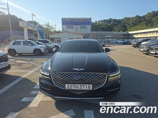 Фотография автомобиля — Genesis G80 RG3