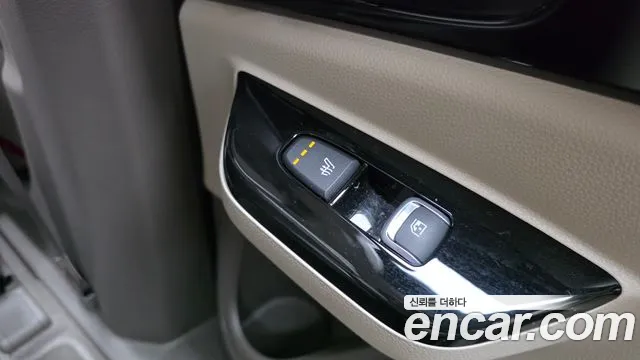 Kia Canival Carnival 4 поколение Бензин 9 мест Noblesse — Фото автомобиля 19