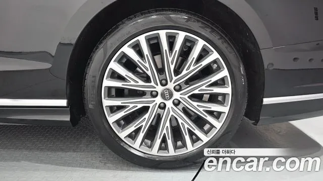 Audi A8 55 TFSI quattro Premium LWB — Фото автомобиля 17