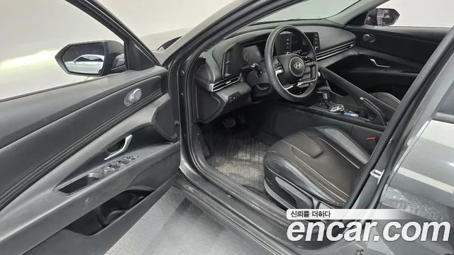 Hyundai Avante CN7 — Фото автомобиля 10