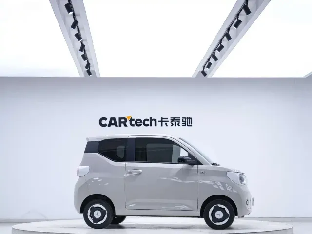 Wuling Hongguang Mini EV — Фото автомобиля 2