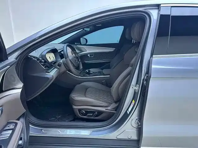 BYD Han — Фото автомобиля 14