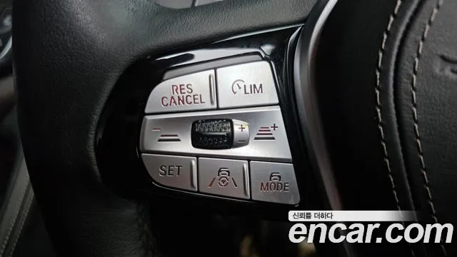BMW 5-Series — Фото автомобиля 18