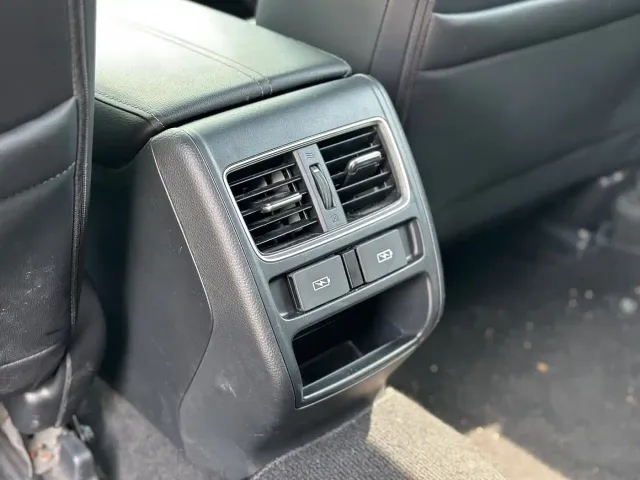 Honda Accord — Фото автомобиля 10