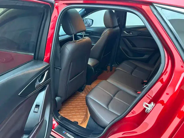 Mazda CX-4 — Фото автомобиля 8