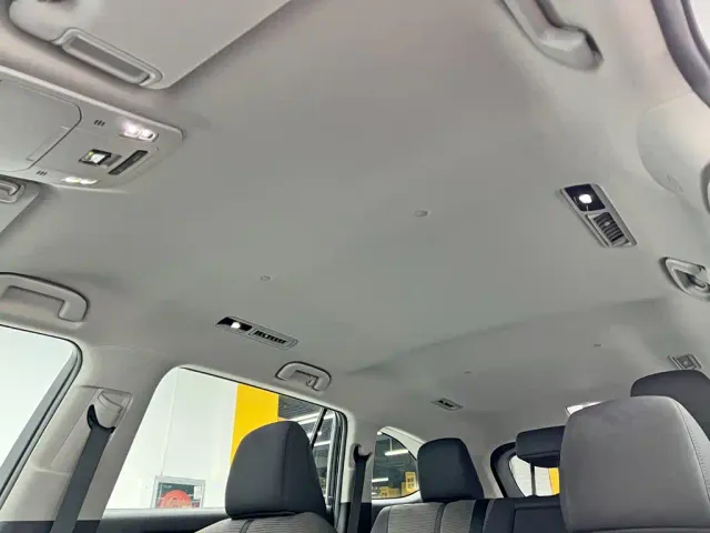 Toyota Highlander — Фото автомобиля 18