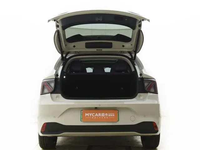 MG 4 EV — Фото автомобиля 19