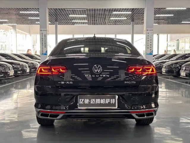 Volkswagen Magotan — Фото автомобиля 8