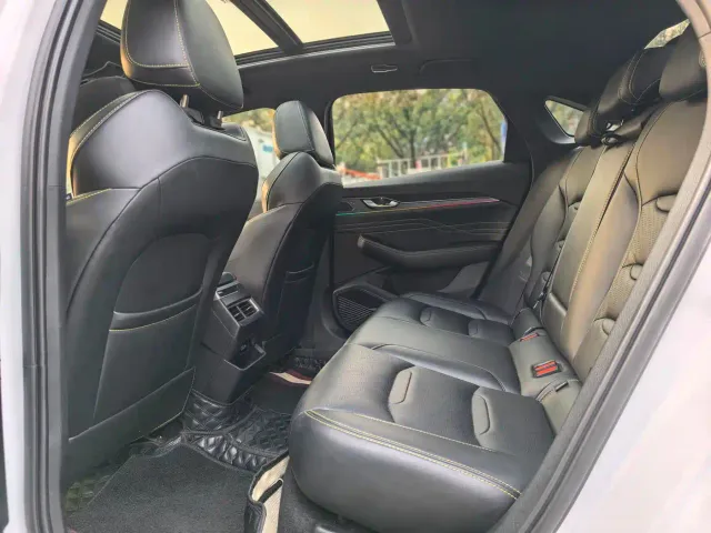 Geely Xingrui — Фото автомобиля 7