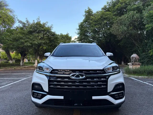 Chery Tiggo 8 — Фото автомобиля 2
