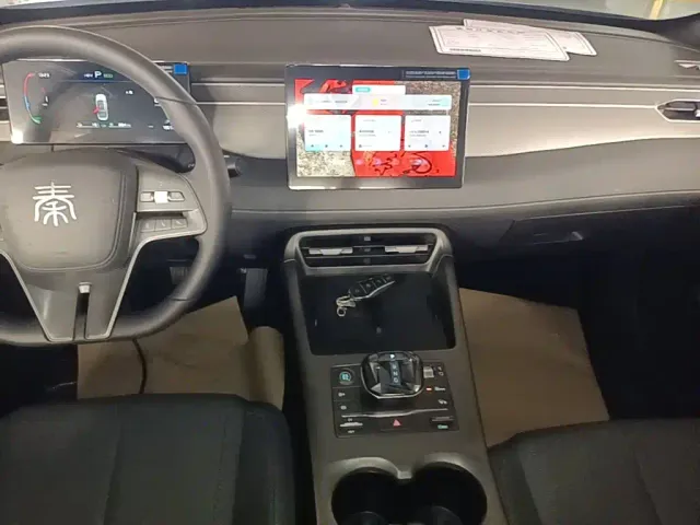 BYD Qin PLUS — Фото автомобиля 12