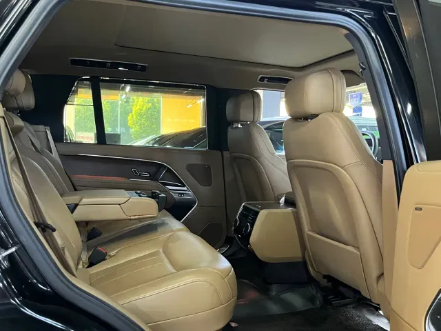 Land Rover Range Rover — Фото автомобиля 8