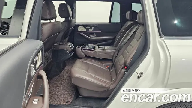 Mercedes-Benz GLS-Class — Фото автомобиля 10
