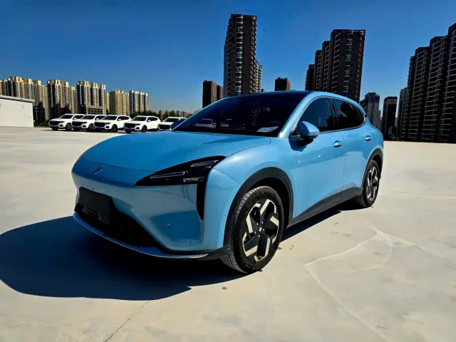 Фотография автомобиля — Baojun Yunhai