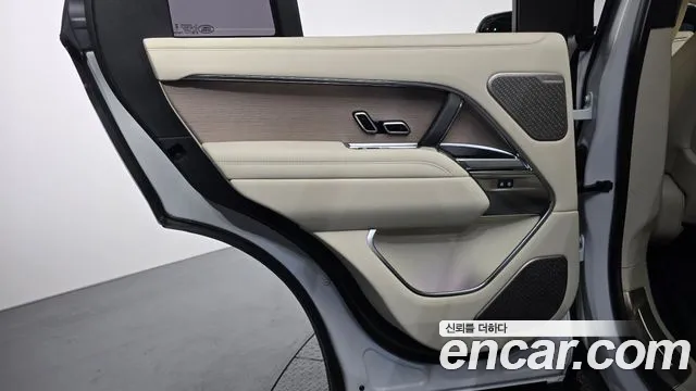 Land Rover Range Rover — Фото автомобиля 24