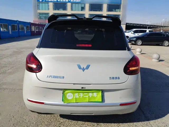 Wuling Bingo — Фото автомобиля 5
