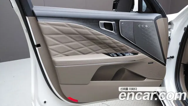 Kia K8 — Фото автомобиля 13