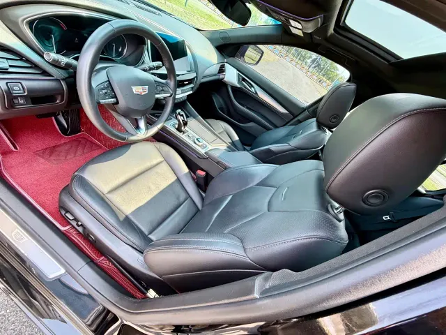 Cadillac CT5 — Фото автомобиля 4
