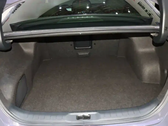 Nissan Teana — Фото автомобиля 17