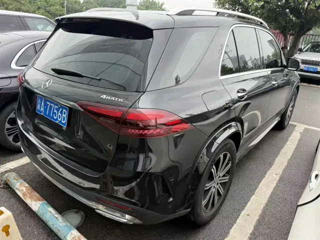Mercedes-Benz GLE-Class — Фото автомобиля 2