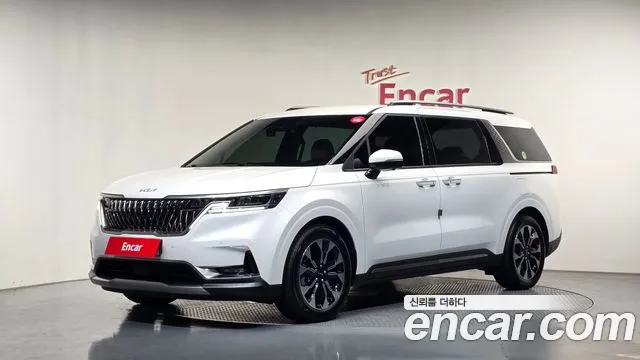 Фотография автомобиля — Kia Carnival 4th Gen