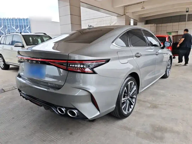 Chery Arrizo 8 — Фото автомобиля 6