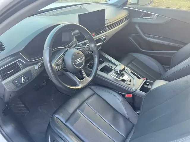 Audi A4L — Фото автомобиля 10