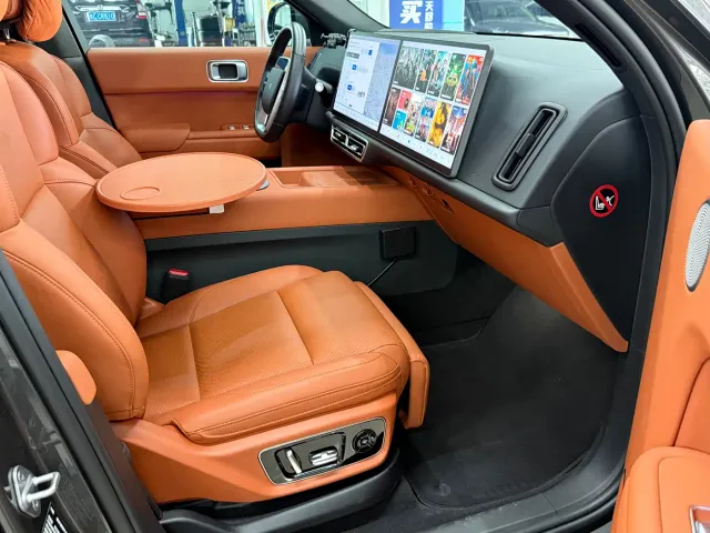 Li Auto L7 — Фото автомобиля 9