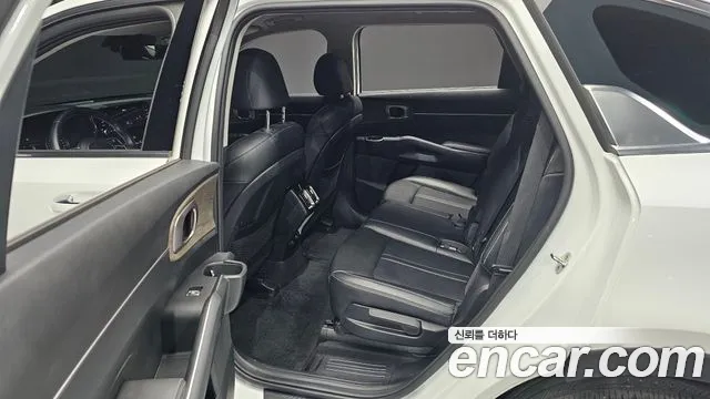 Kia Sorento Sorento 4-е поколение Дизель 2.2 2WD — Фото автомобиля 12