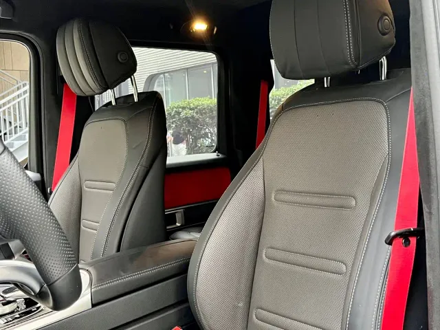 Mercedes-Benz G-Class — Фото автомобиля 11