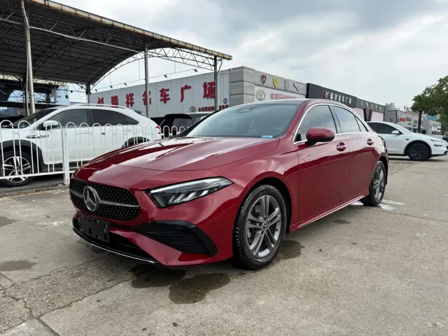 Mercedes-Benz A-Class — Фото автомобиля 2